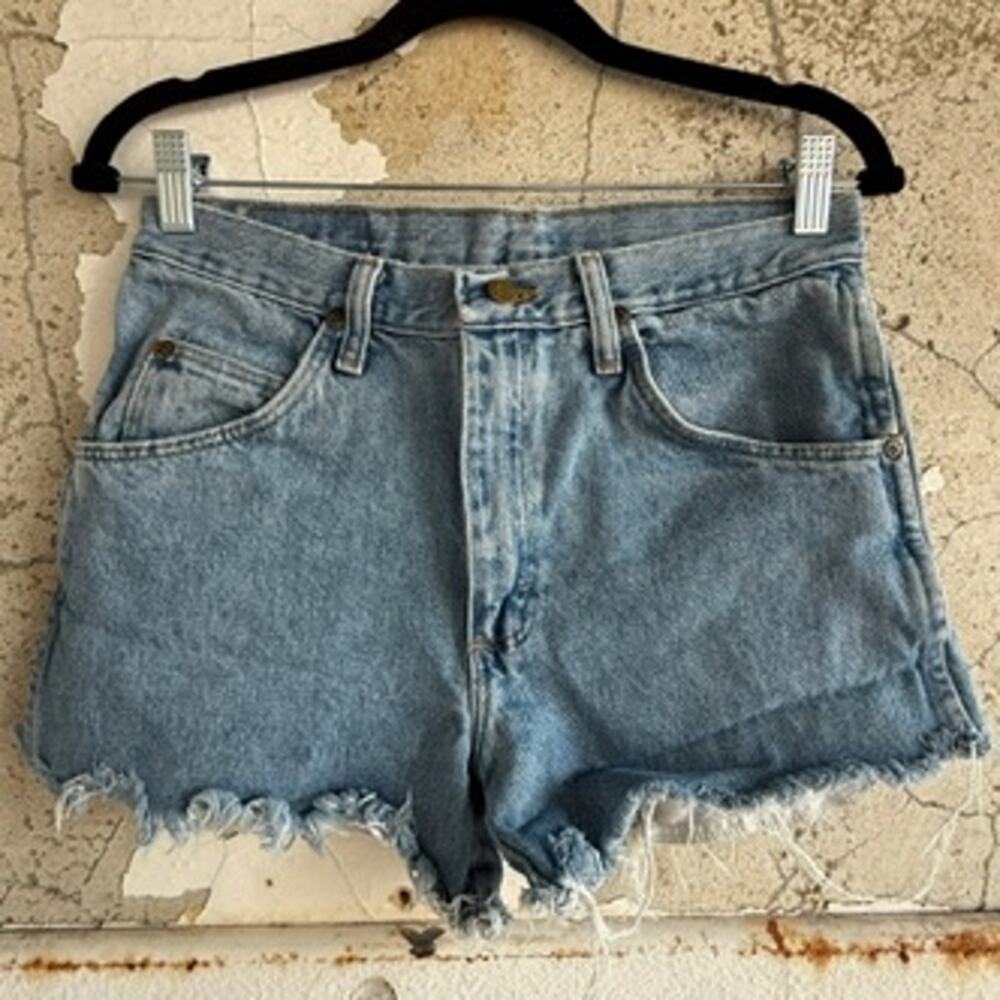 Vintage Wrangler Denim Shorts 90s High Rise Cutoffs Light Blue Wash Womens 29 - Picture 2 of 10